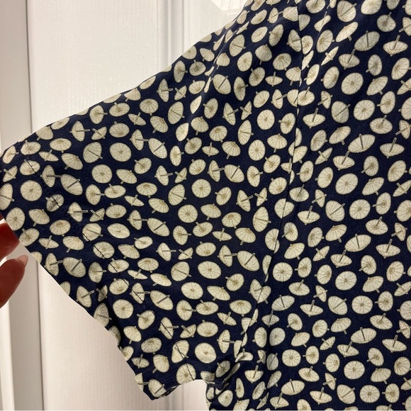 Linda Allard Ellen Tracy Vintage Women Patterned Shirt Blouse Silk Size 10 - Picture 3 of 8